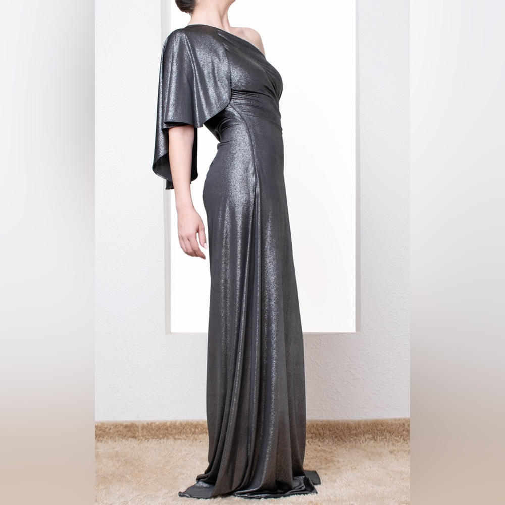 Shiny draped silver dress
